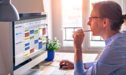 4 Scheduling Tips for Employees in Your New Canadian Franchise
