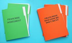 How a Franchise Agreement and a Franchise Disclosure Document differ