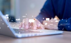 Managing Your Franchise's Social Media Marketing